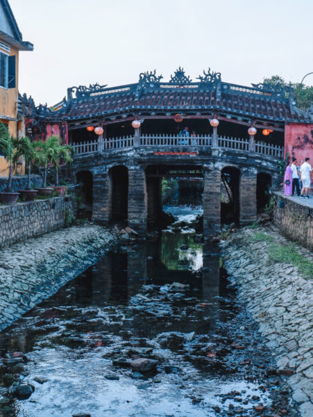japanese covered bridge hoi an vietnam bucket list