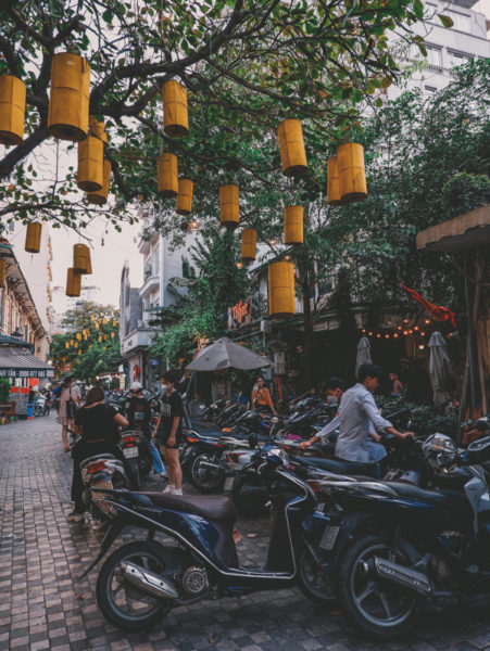 lampions in Hanoi