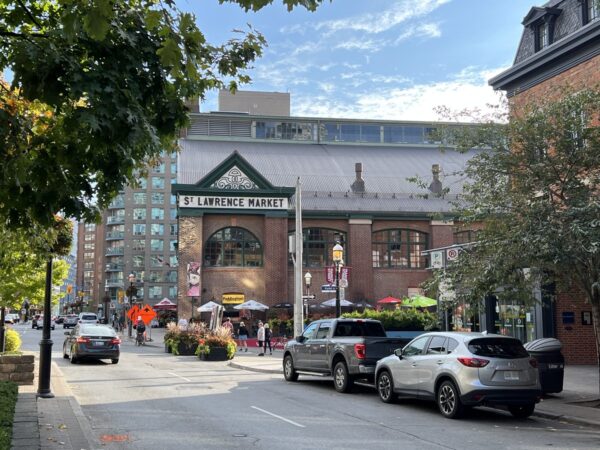 st lawrence market toronto in 2 days