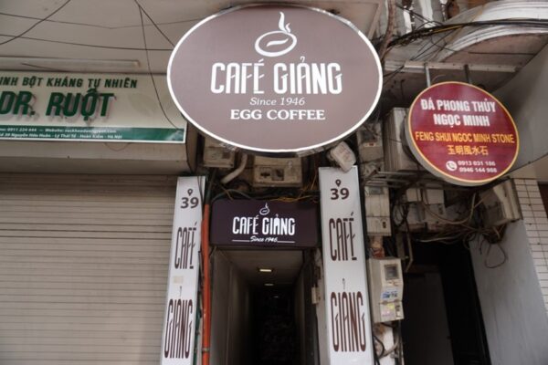 cafe in hanoi