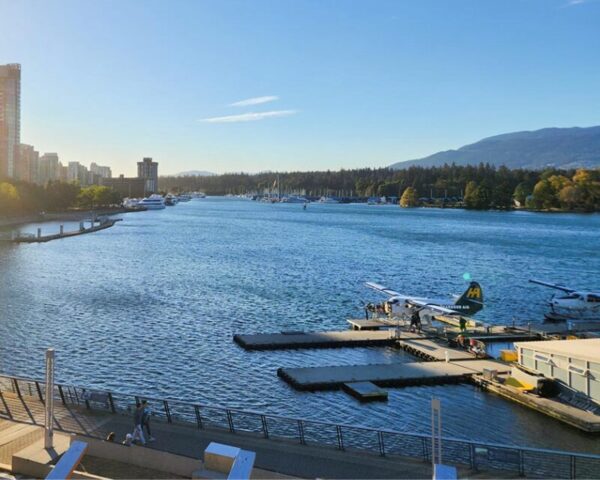 Start of the Seawall in Coal Harbour before Stanley Park