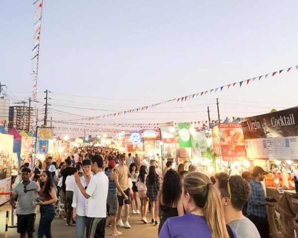 richmond night market vancouver