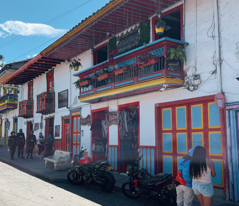 calle real salento itinerary