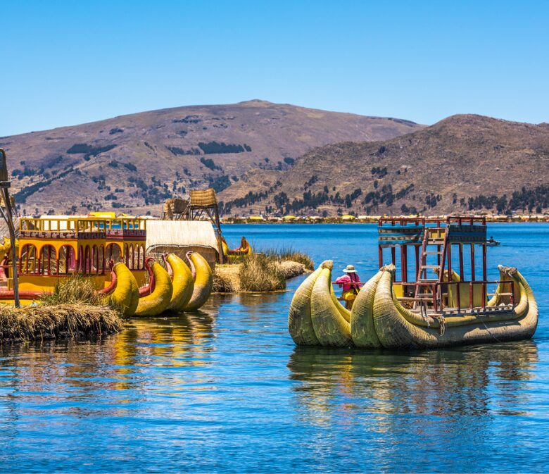 lake titicaca boats