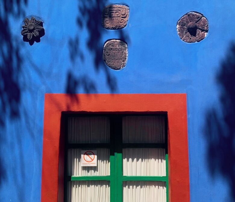 mexico city casa azul frida kahlo