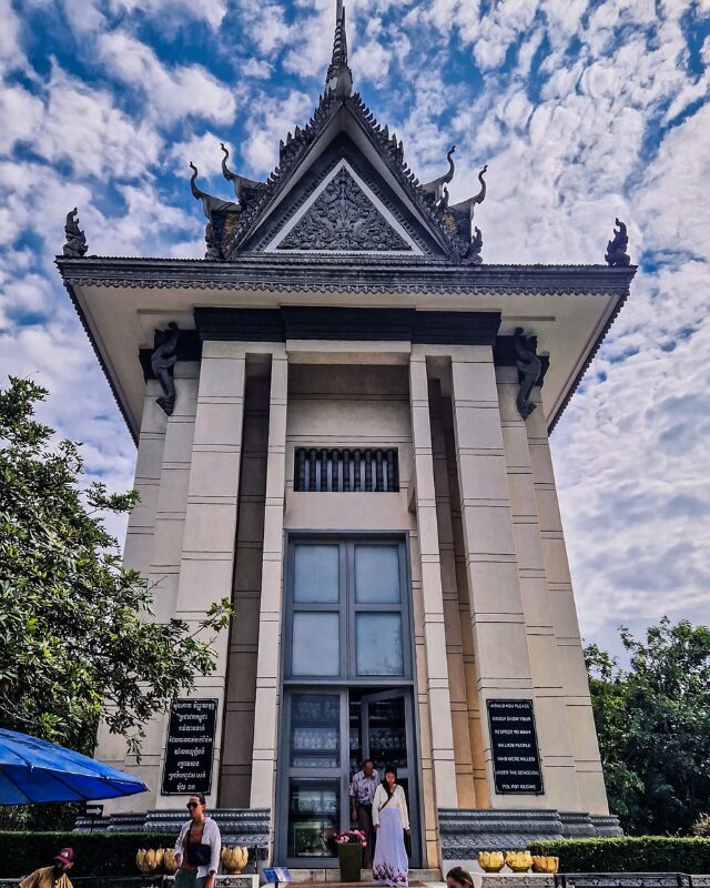 The monument at Choeung Ek Genocidal Centre