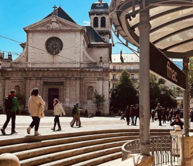 grenoble - city center - place grenette