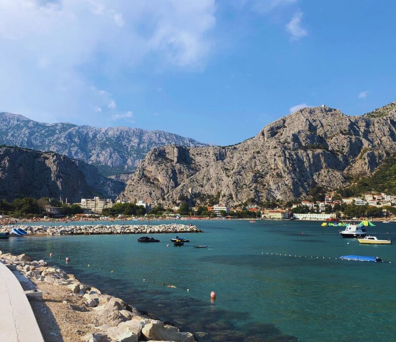 beach in Omis