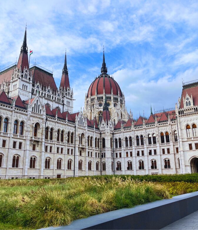 parliament building in budapest