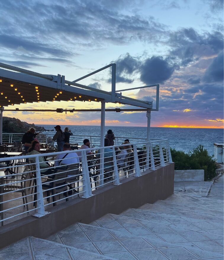 apple's eye restaurant at golden bay beach