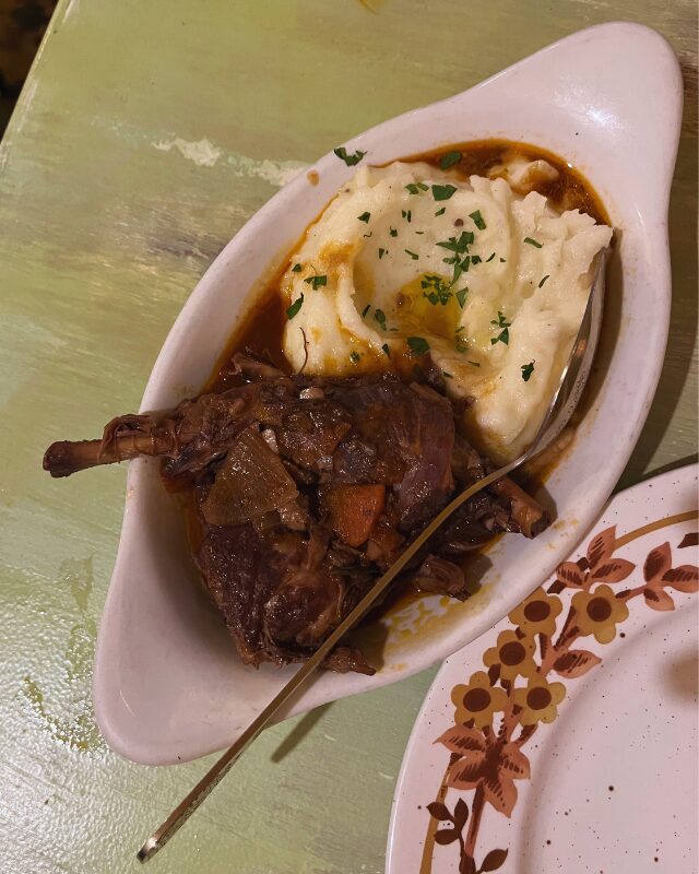 Maltese specialty: rabbit with mashed potatoes