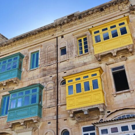 Best Beaches in Malta: A Guide to Malta’s Prettiest Bays & Swim Spots