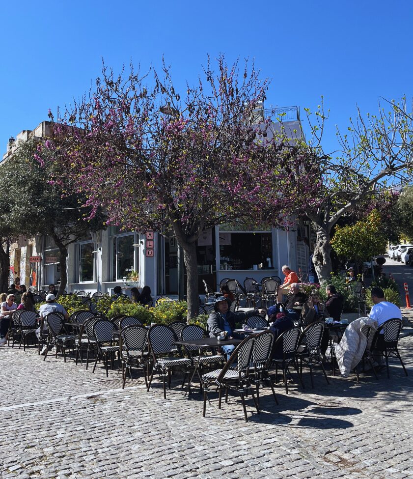 dalu cafe is one of the best cafes in athens